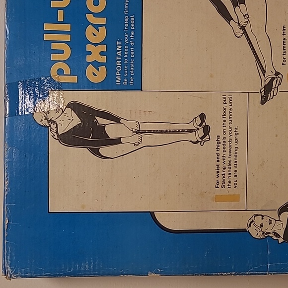 Vintage Exerciser in Original Box - Picture 6 of 16